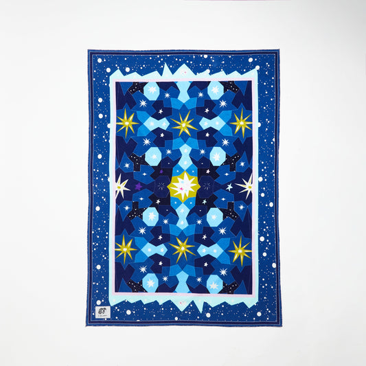 星空をイメージした大き目のマルチクロス。ブランケットやタペストリー、ベットカバーやソファーカバーとして。