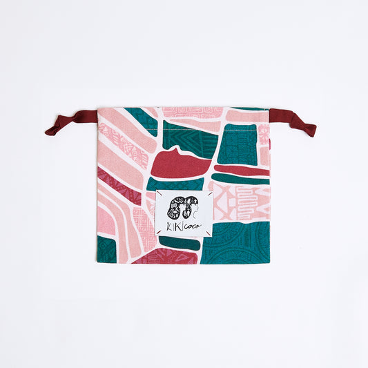 オランダのチューリップ畑をイメージしたピンクと緑色の、紐付きポーチ。