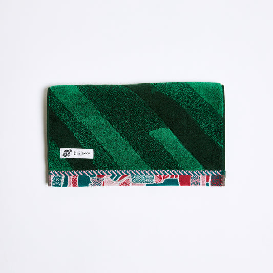 オランダのチューリップ畑をイメージした緑色のフェイスタオル。吸水性も高く、まるで高級ホテルのタオルの様な使用感です。