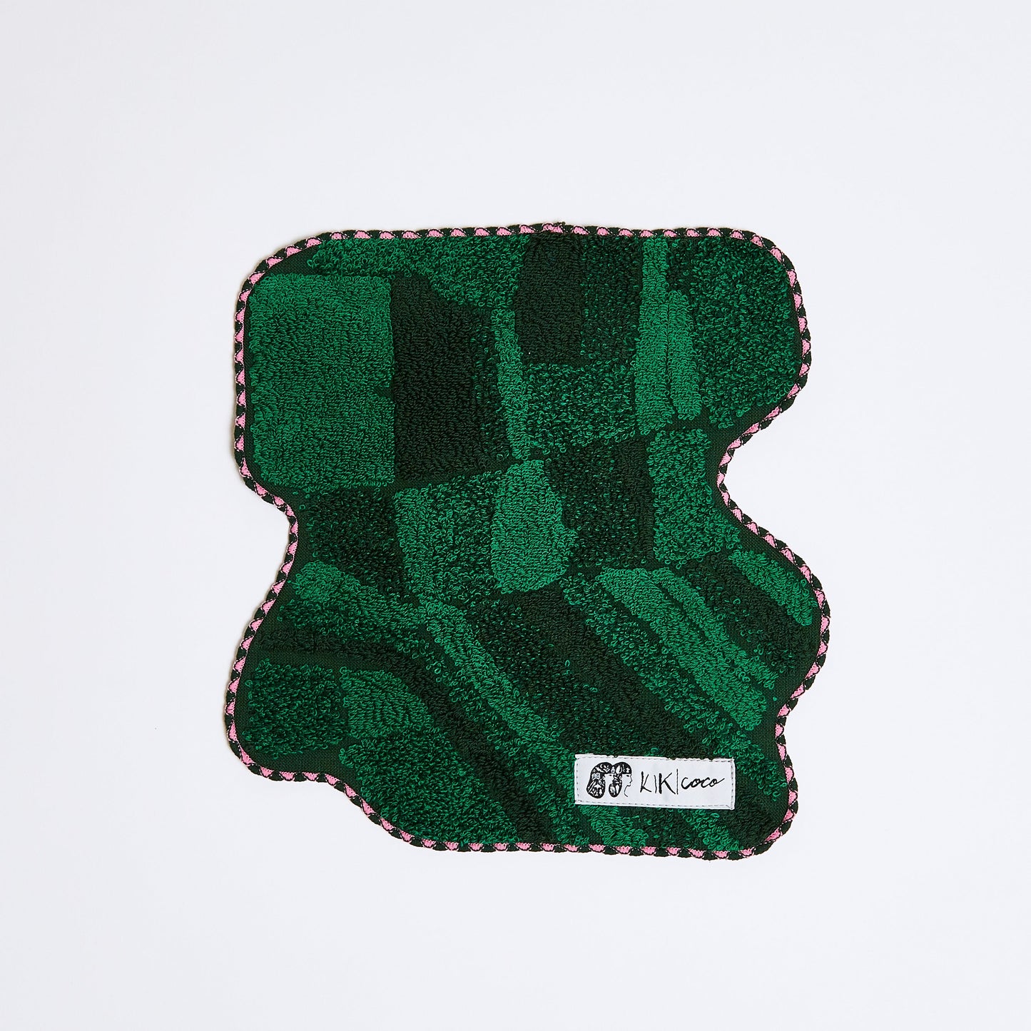 オランダのチューリップ畑をイメージした緑色の変形ハンカチ。